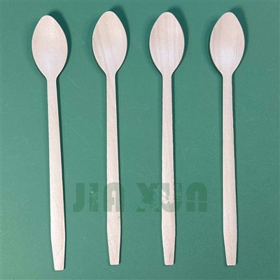 Kertakäyttöinen pitkä puulusikka